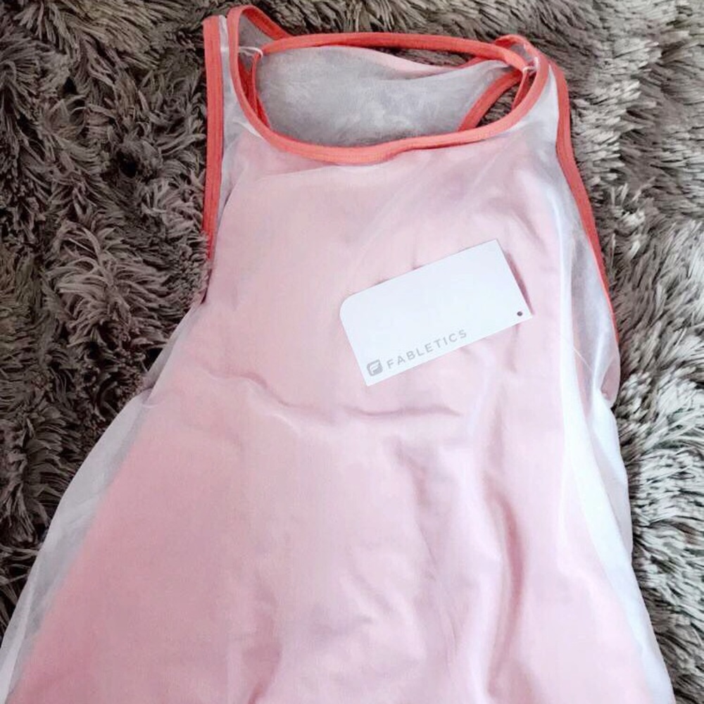 Fabletics Tank - Picture 2 of 3